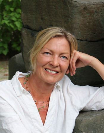 Bettina Binder